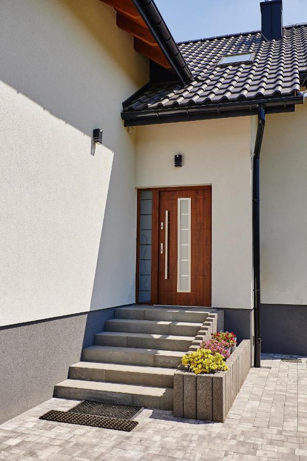 Dom Pod Jesionem Apartment Jaroszowice Exterior foto